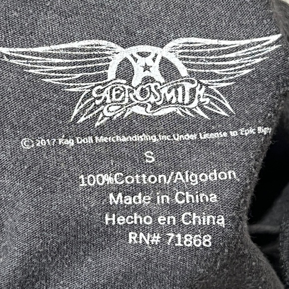 Aerosmith Live Express Tour Retro Rock n' Roll Music Crop Top Women's Tshirt - Picture 4 of 4